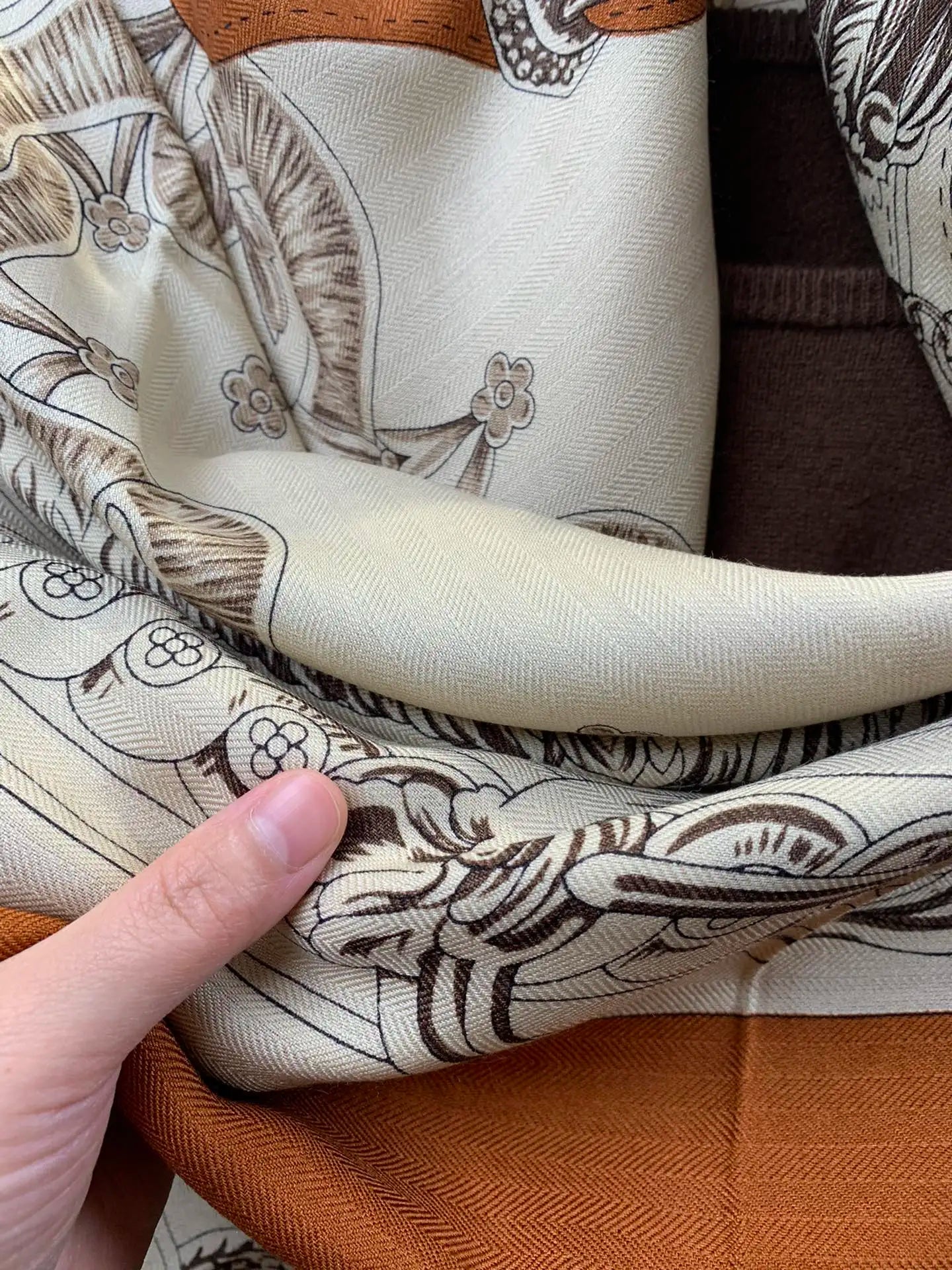 Winter Scarf for Women Luxury Vintage Large Shawl Silk Wool Pashmina Bag Bandana Hijab Winter Accessories Cape Hijabs